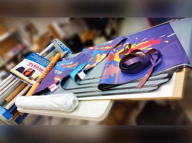 Promo kit: posters, banners, magnets