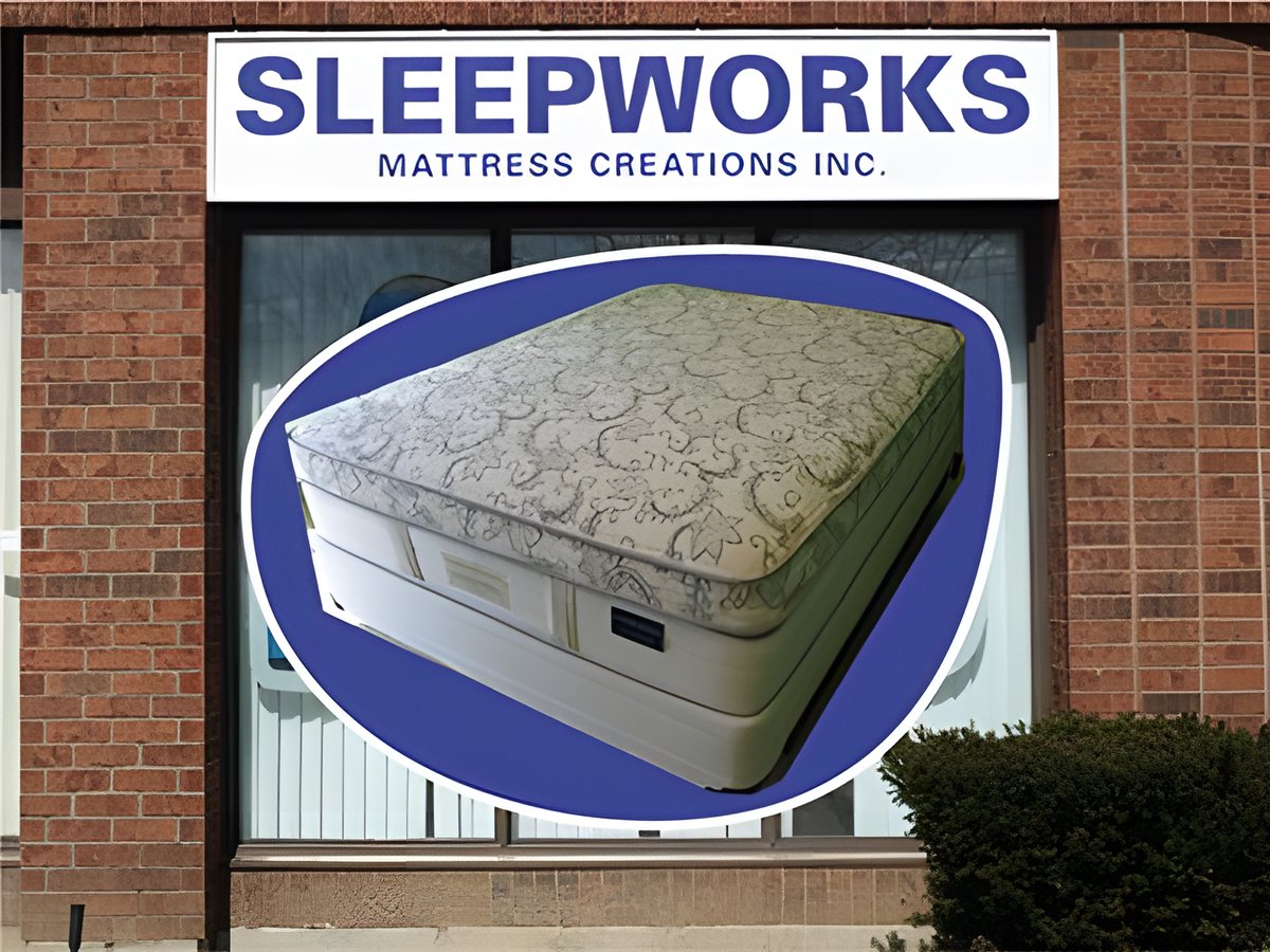 Mattress store: one bold image