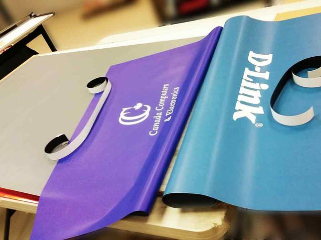 Contour-cut magnetic vinyl